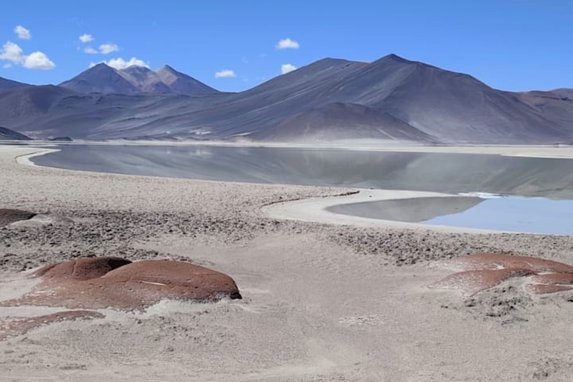 piedras rojas san pedro de atacama chile piedras rojas san pedro de atacama chile